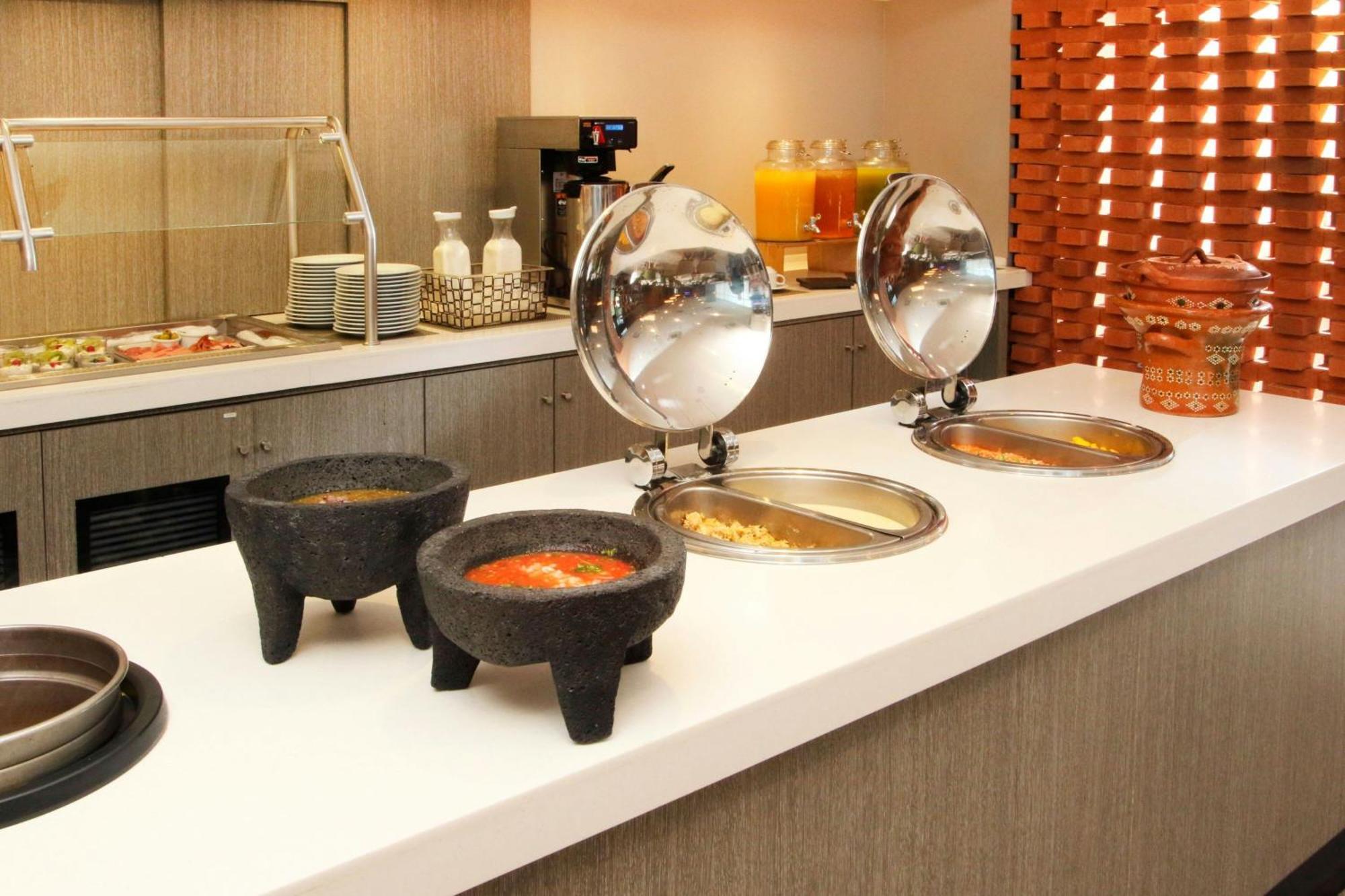 City Express Plus By Marriott Tampico Exterior photo