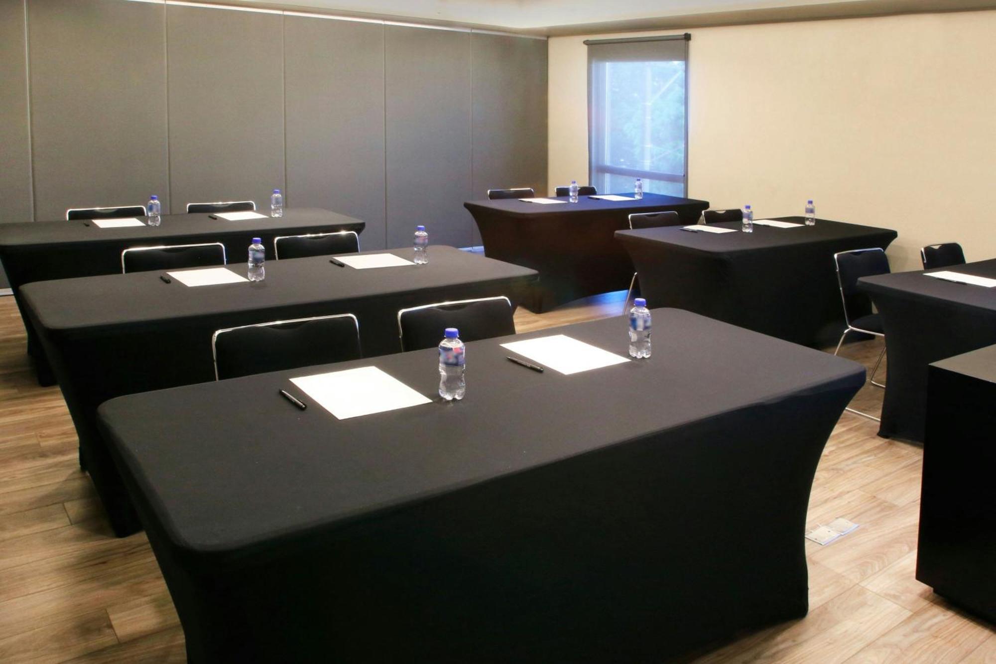 City Express Plus By Marriott Tampico Exterior photo