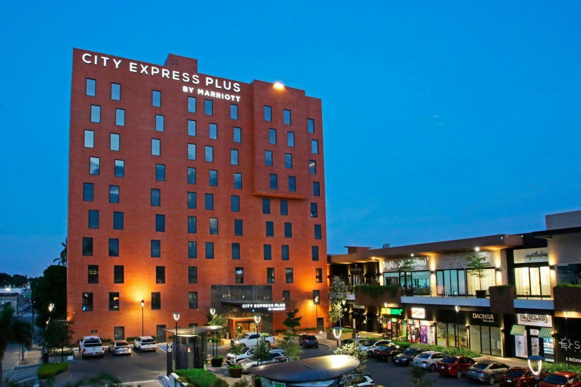 City Express Plus By Marriott Tampico Exterior photo